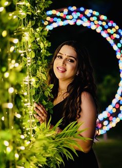 Hima(Artist&Publicfigure}Incall,OutcalVc - Transsexual escort in Kochi Photo 26 of 28