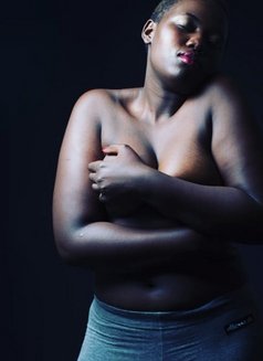 Hima - puta in Dubai Photo 4 of 4