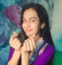 Himaa - puta in Hyderabad