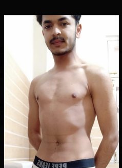 Himachali Boy - Dominador masculino in Ranchi Photo 2 of 3