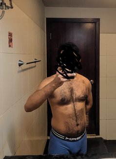 Himal Adrian - Acompañantes masculino in Colombo Photo 2 of 3