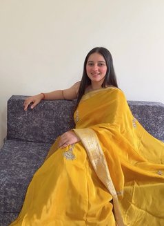 Himani - escort in Ahmedabad Photo 7 of 9