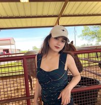 Himani - escort in Sharjah