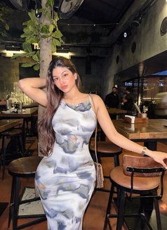 Himani - escort in Mumbai Photo 3 of 4