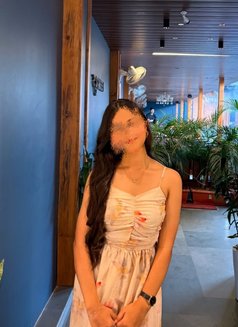 Himani Joshi Escort Service 24 Hours - puta in Ghaziabad Photo 1 of 2
