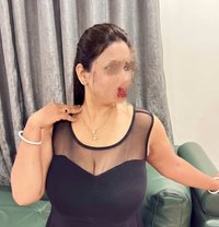 Himani Joshi Escort Service 24 Hours - puta in Kochi