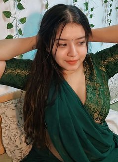 Himani Joshi - escort in Ahmedabad Photo 3 of 3