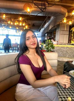 Himani Joshi - escort in Bangalore Photo 1 of 3