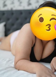 Himani Taneja - escort in Chandigarh Photo 2 of 2