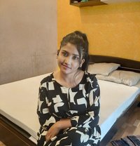 Himanshi - escort in Indore