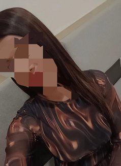 Nidhi - escort in Mumbai Photo 4 of 5