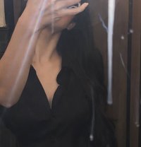 Himanshi - escort in Mumbai