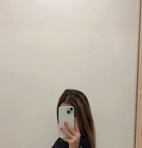 Himanshi - escort in Mumbai