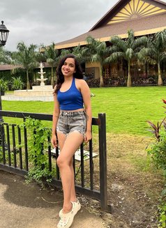 Himanshi Independent Girl - escort in Bangalore Photo 4 of 11