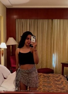 Himanshi Independent Girl - escort in Bangalore Photo 8 of 11