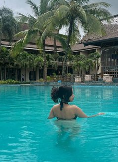 Himanshi Independent Girl - escort in Bangalore Photo 10 of 11