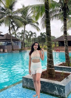 Himanshi Independent Girl - escort in Bangalore Photo 11 of 11