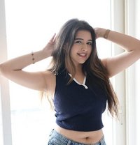 Himanshi - escort in Kolkata