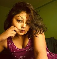 Himanshi - escort in Mumbai