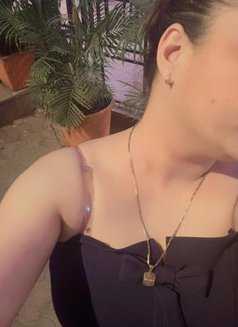 Himanshi - puta in Mumbai Photo 5 of 5