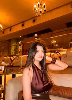 Himanshi - escort in Pune Photo 3 of 3