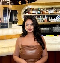 Himanshi - escort in Pune Photo 1 of 2