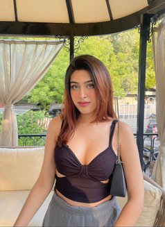 Himanshi - escort in Mumbai Photo 3 of 4