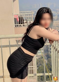 Himanshi Mehra - escort in Noida Photo 3 of 5