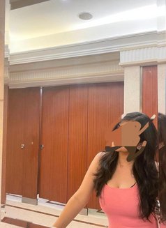 Himanshi! Top Escorts - escort in Mumbai Photo 1 of 1