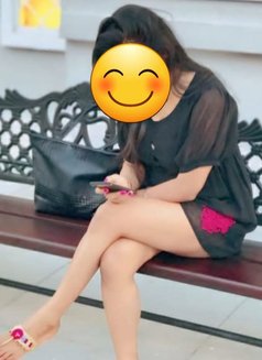 Himanshi! Top Escorts - puta in Mumbai Photo 1 of 1