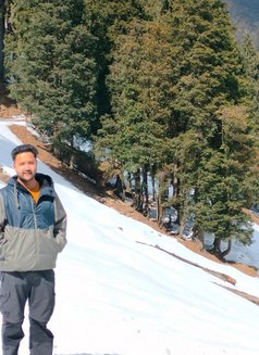 Himanshu - masseur in Chandigarh Photo 5 of 6