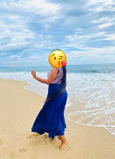 Himasha - escort in Colombo Photo 3 of 3