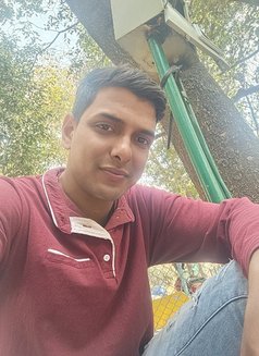 Himranshu - Male escort in Bangalore Photo 3 of 3