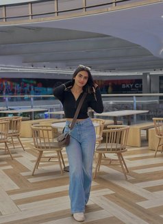 Hina College Student - escort in Dubai Photo 2 of 5