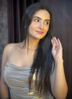Hina Gfe Experience Model - escort in Abu Dhabi Photo 3 of 5