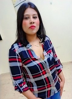 Hina Jaan - escort in Al Juffair Photo 5 of 5