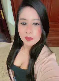 Hina Jaan - escort in Al Juffair Photo 5 of 5