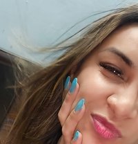 Hina Me Staying South Delhi - escort in New Delhi