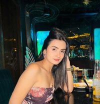 Hina Vip High Class Model - escort in Sharjah Photo 1 of 4