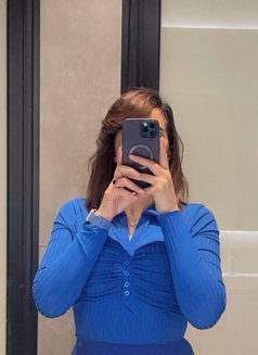 Hind Mimi - escort in Jeddah Photo 5 of 8