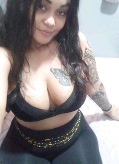 Hiney - puta in Pattaya Photo 4 of 7