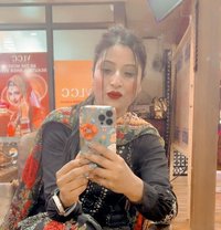 Hinjewadi Escorts Vip Hotel Provide - escort in Pune