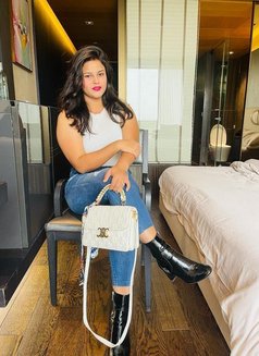 Hinnu Joshi - escort in Bangalore Photo 5 of 5