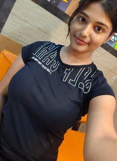 Hinnu Joshi - Male escort in Kochi Photo 1 of 5