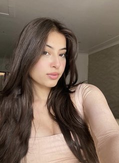 Hinyaa Delhi🇮🇳 Vip Service - escort in Jeddah Photo 1 of 8