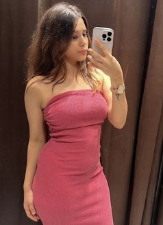 ️Hinyaa🇮🇳 - escort in Riyadh Photo 4 of 7