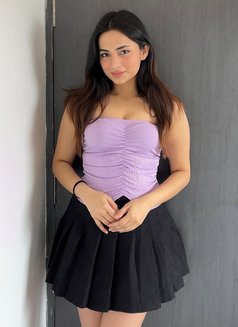 Hira - escort in Muscat Photo 4 of 5