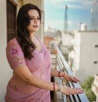 Hiral - puta in Mumbai