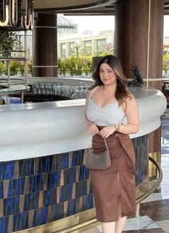 Hiral - escort in Lucknow Photo 2 of 6