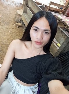 Hiraya28 - Transsexual escort in Davao Photo 1 of 4